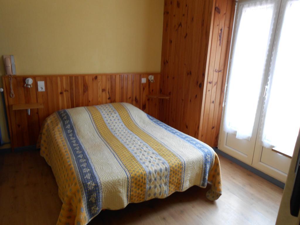 Hotel La Grand Halt La Bastide-Puylaurent Ruang foto